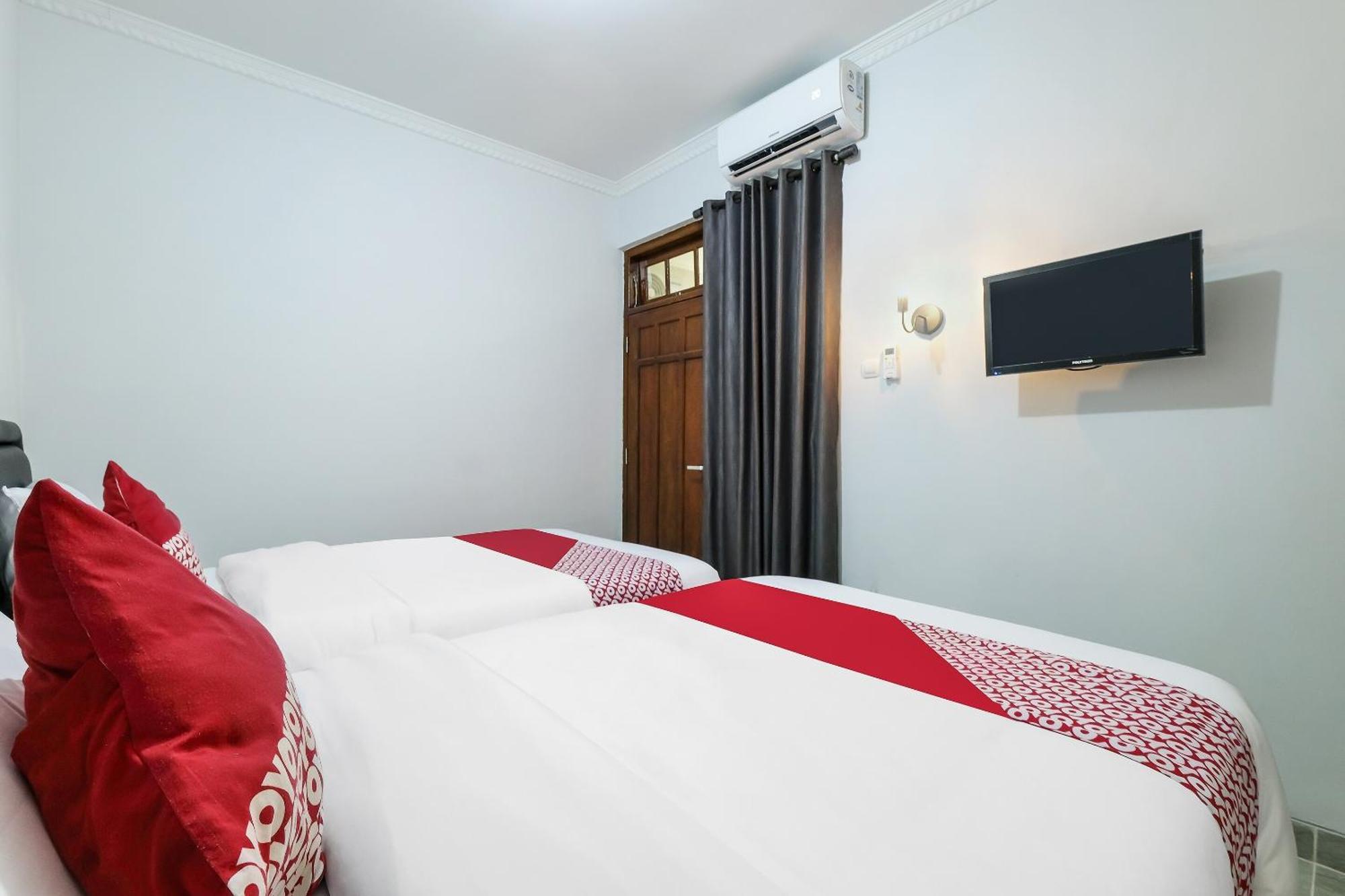 Super Oyo Capital O 90983 Harmony Easy Stay Maguwo Esterno foto