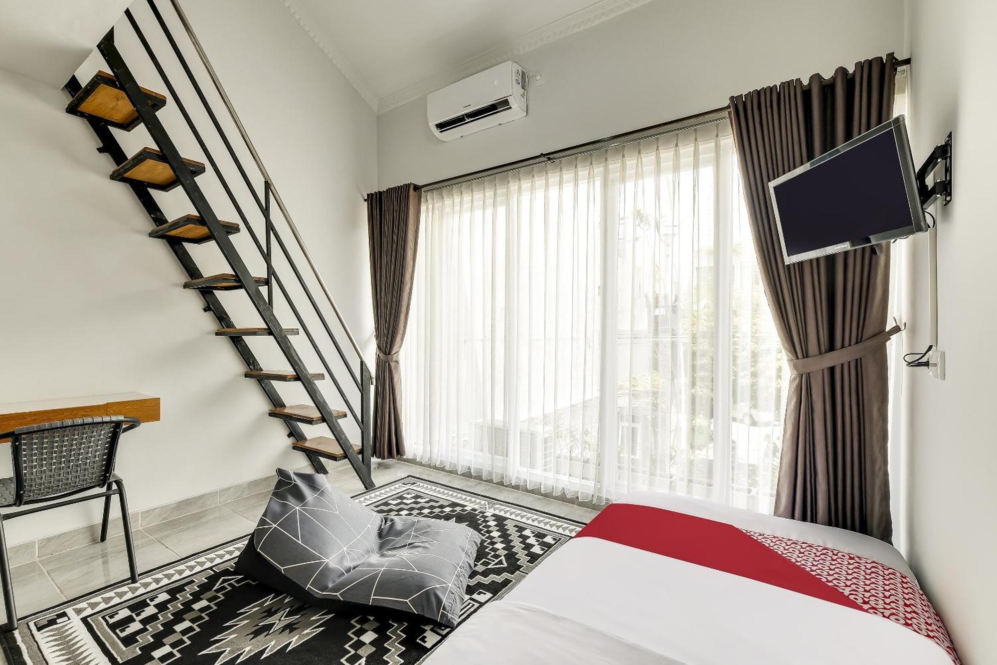 Super Oyo Capital O 90983 Harmony Easy Stay Maguwo Esterno foto