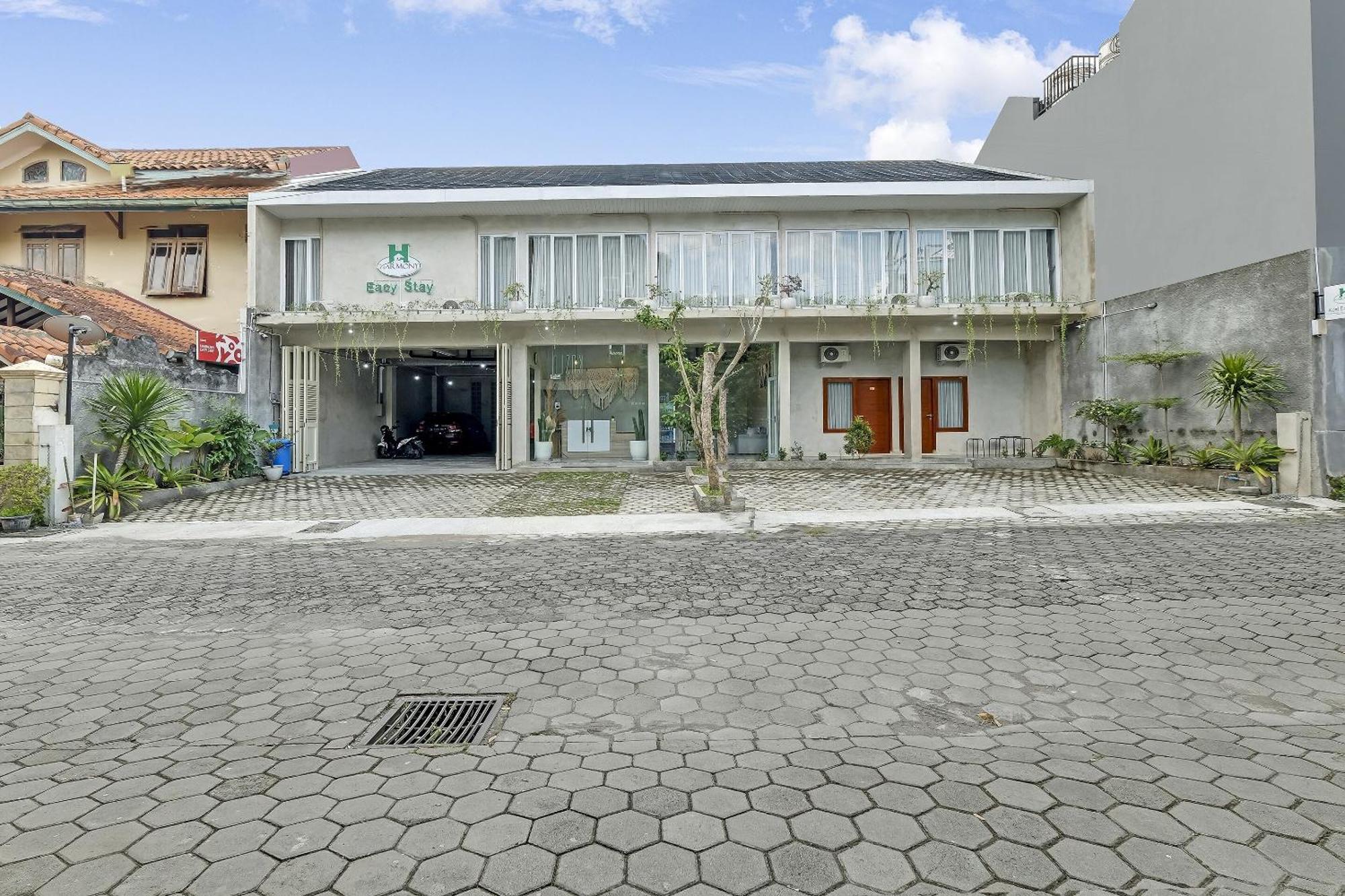 Super Oyo Capital O 90983 Harmony Easy Stay Maguwo Esterno foto